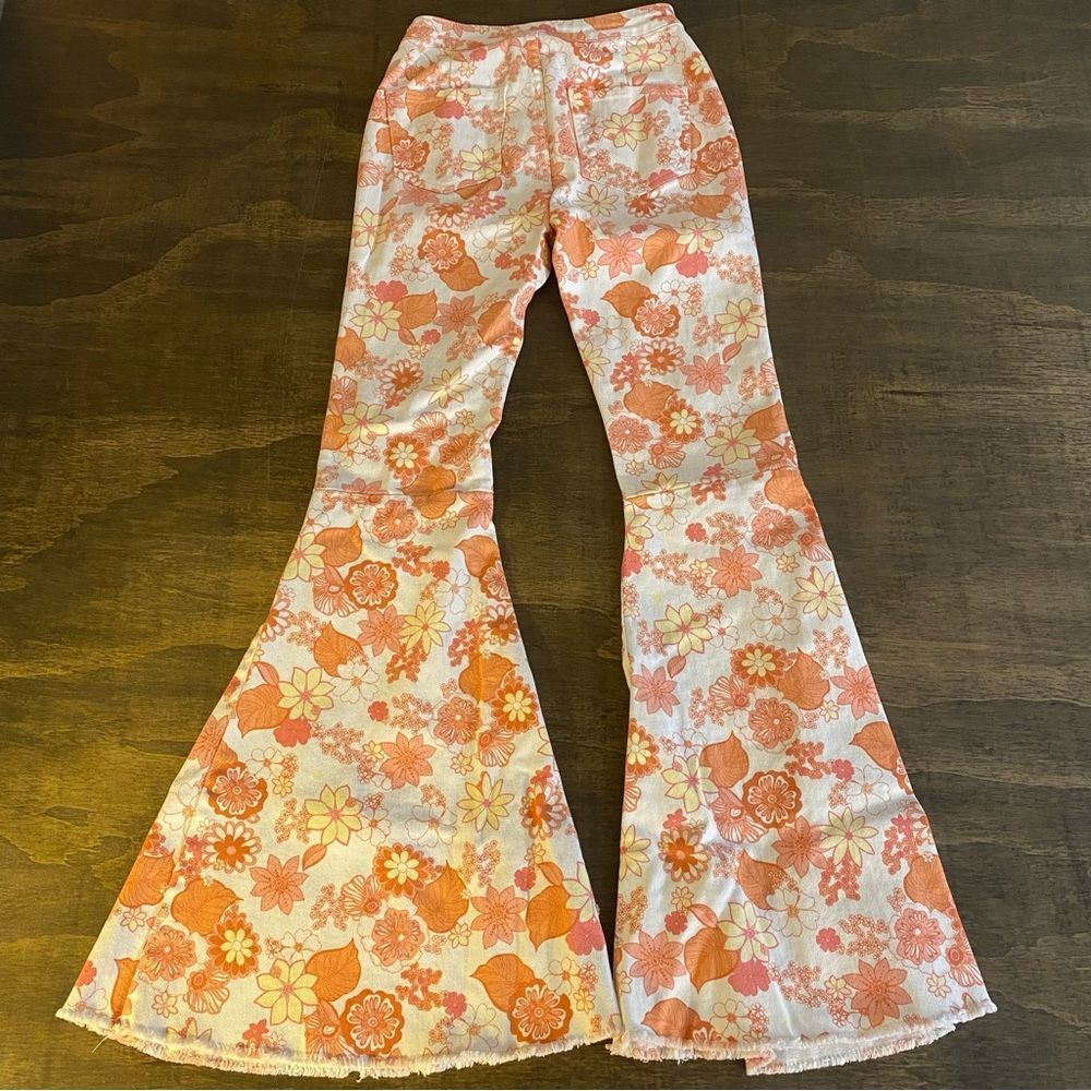 Altar'd State Peach and White Floral Pants - Picture 4 of 6